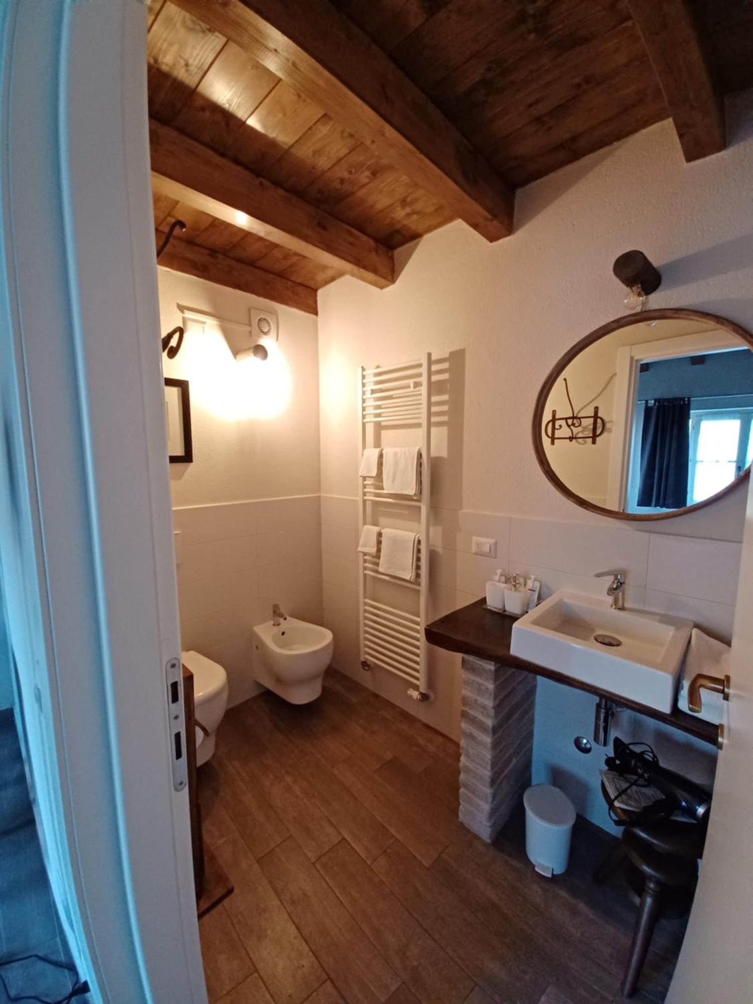 Country-Chic B&B "Il Pozzo E La Macina" Bardi Kültér fotó